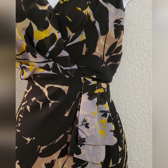 Banana Republic Lilac Crêpe Floral Silky Sheath Cocktail Dress Size 4 - Picture 2 of 8